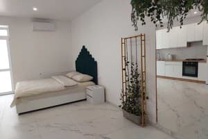 Луцк сутки Дрим-студия возле ж-д вокзала 1