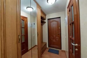 Луцк сутки Студия возле Авангарда 1