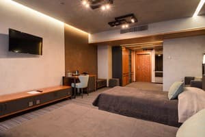 Бутик-отель MOJO Boutique Hotel. Полулюкс двухместный с лаунж зоной 4
