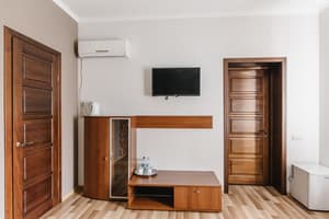 Отель Рестпарк. Люкс двухместный двохкомнатный 6