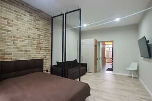 в центре, ул. Л. Украинской, 46 1