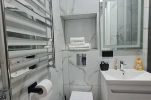 в центре, ул. Л. Украинской, 46 11